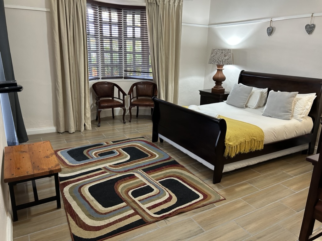 The Solomon exective room 4