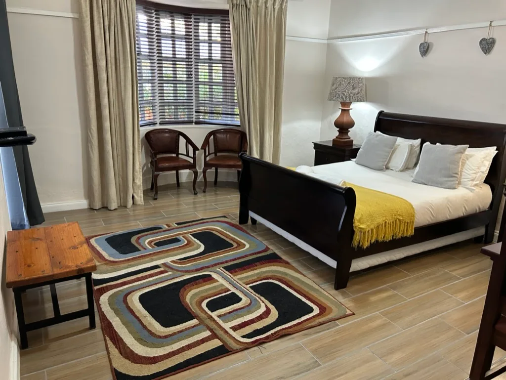 The Solomon exective room 4