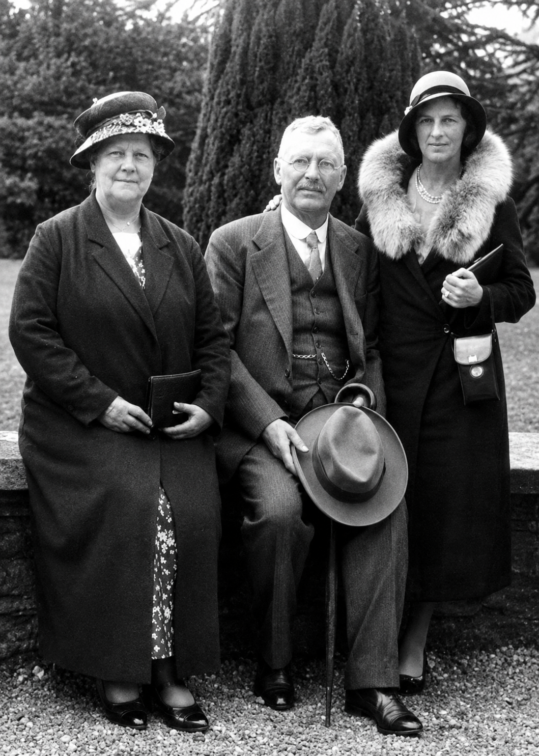 John Orr with his wife Mary Ellen Orr and their daughter Molly while visiting Ireland shortly before his death in 1932.