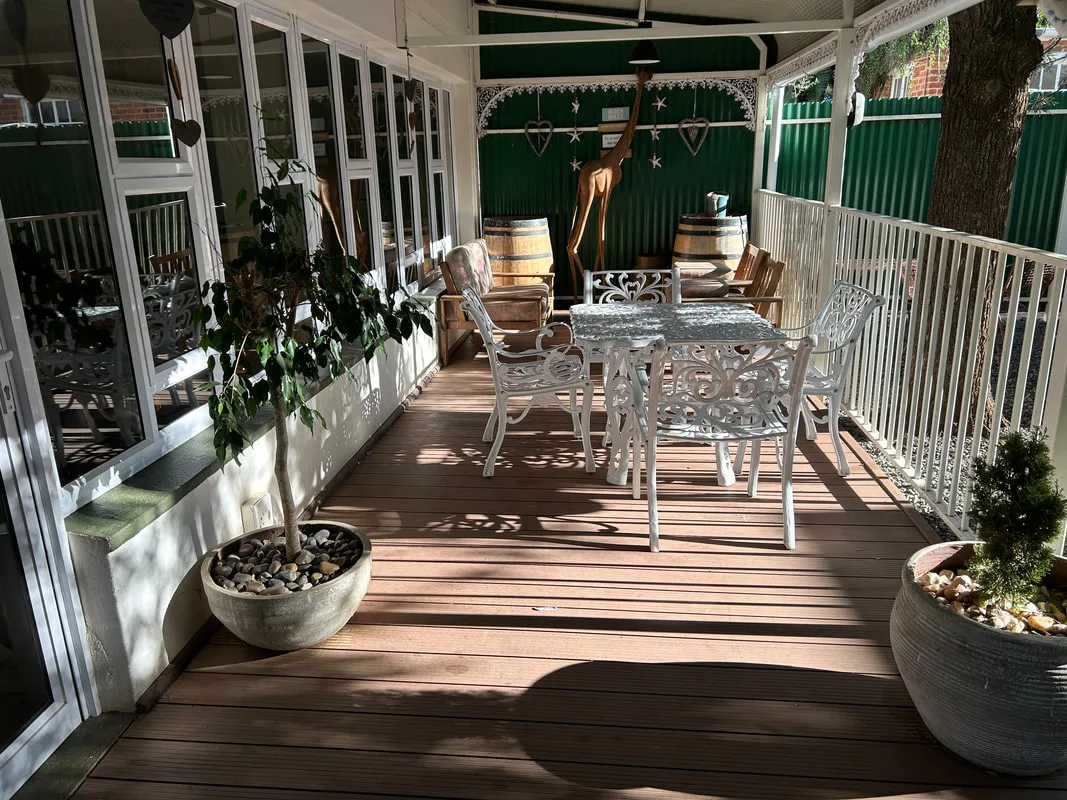 Edwardian Breakfast Stoep at the Solomon Edwardian Guest House