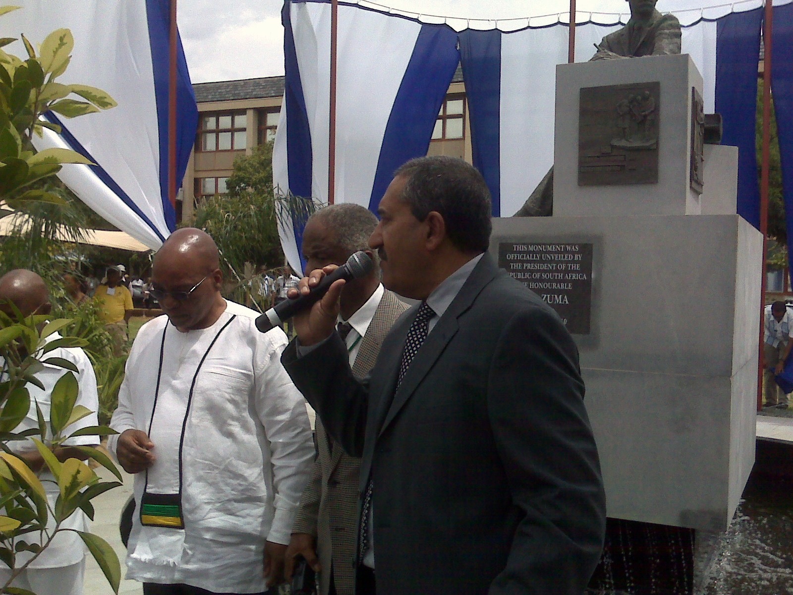 Sol Plaatje bronze statue  during the unveiling in 2010