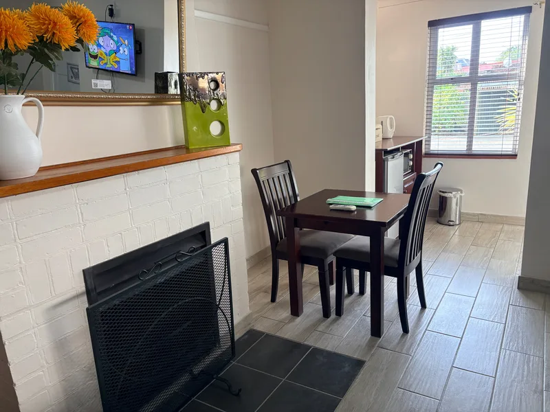 Room 5 table and chairs at the Solomon Edwardian Guest House