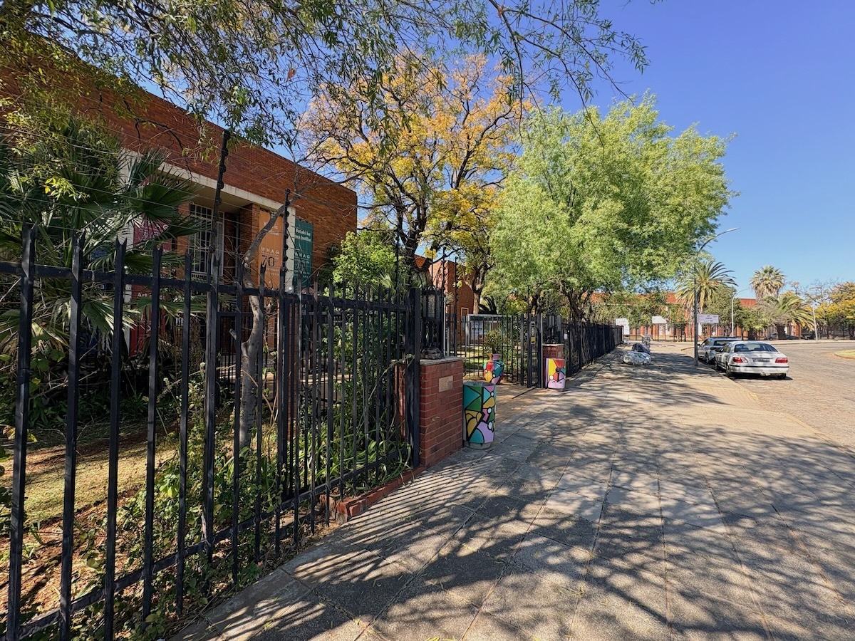 William Humphreys Art Gallery and neighbouring educational precinct in central Kimberley.
