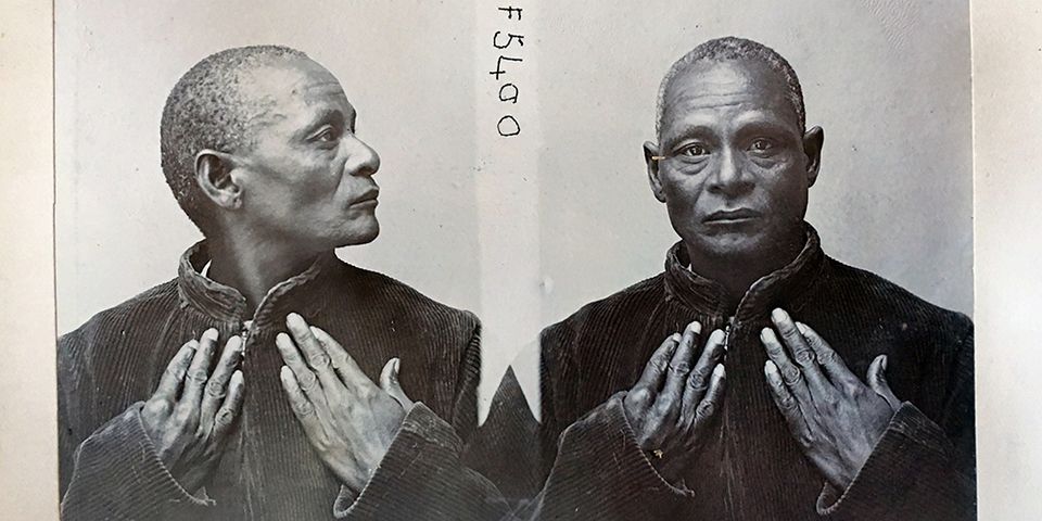 Prison photographs of Kgosi Galeshewe, 1898
